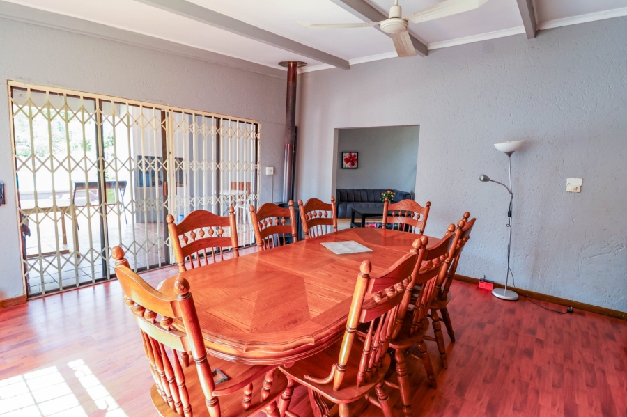 6 Bedroom Property for Sale in Bryanbrink Gauteng
