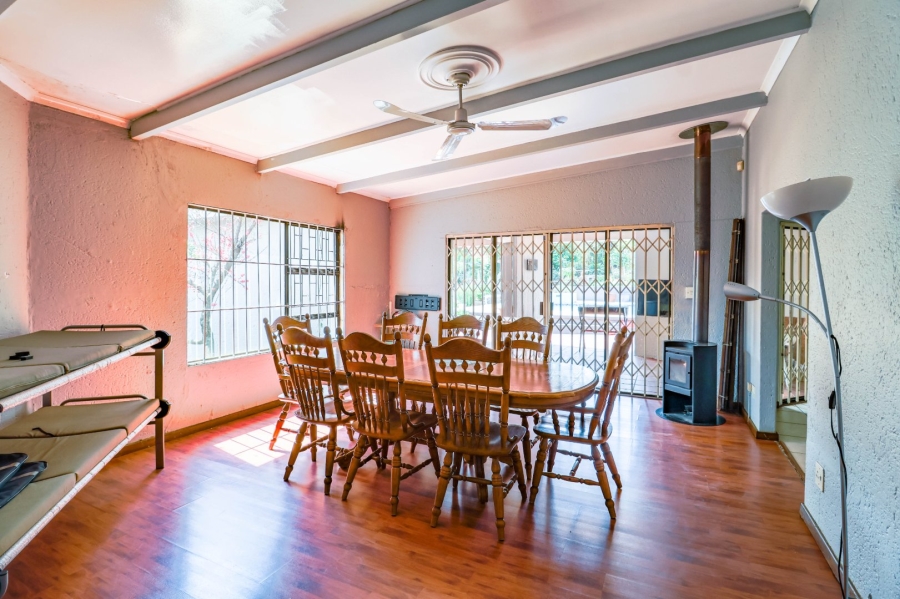 6 Bedroom Property for Sale in Bryanbrink Gauteng