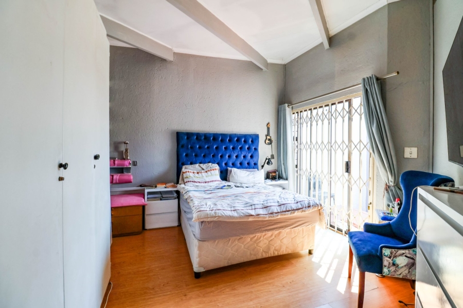 6 Bedroom Property for Sale in Bryanbrink Gauteng