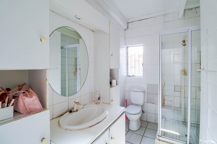 6 Bedroom Property for Sale in Bryanbrink Gauteng