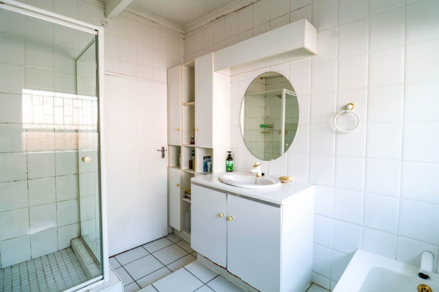 6 Bedroom Property for Sale in Bryanbrink Gauteng