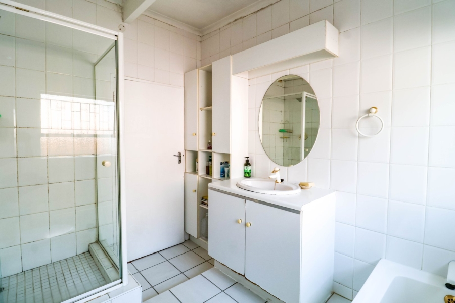 6 Bedroom Property for Sale in Bryanbrink Gauteng
