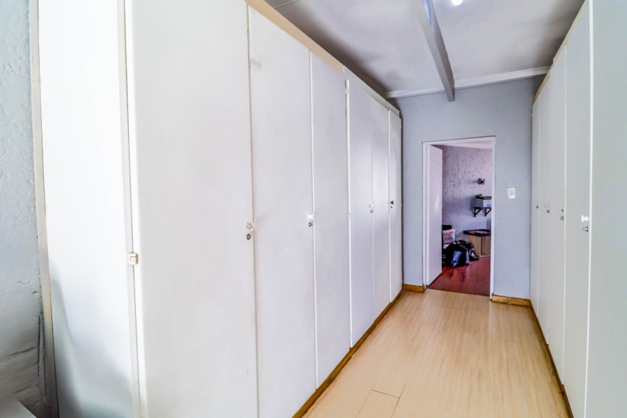 6 Bedroom Property for Sale in Bryanbrink Gauteng