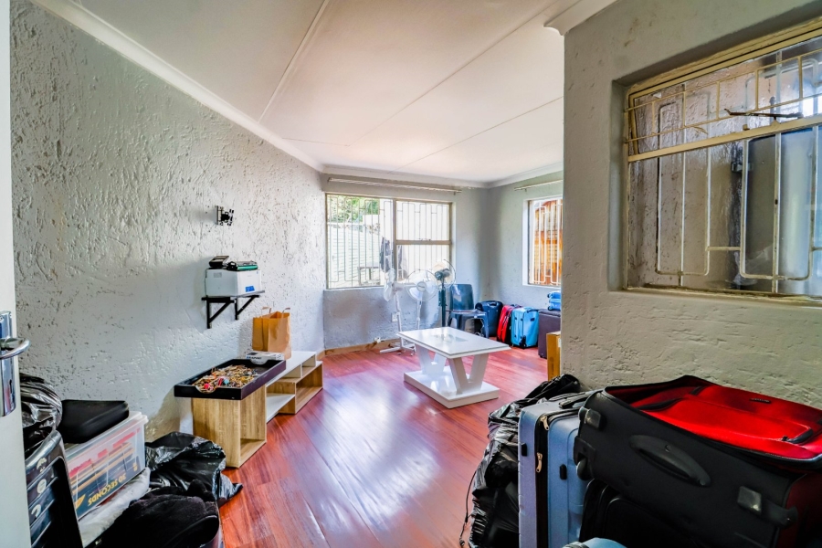 6 Bedroom Property for Sale in Bryanbrink Gauteng
