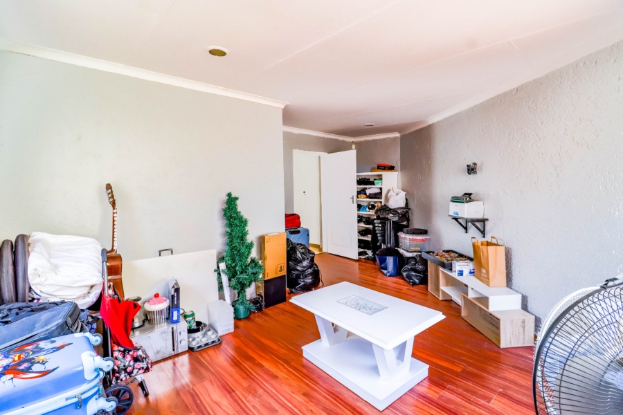 6 Bedroom Property for Sale in Bryanbrink Gauteng