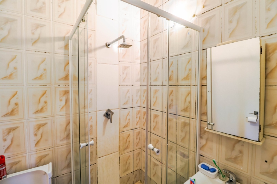6 Bedroom Property for Sale in Bryanbrink Gauteng
