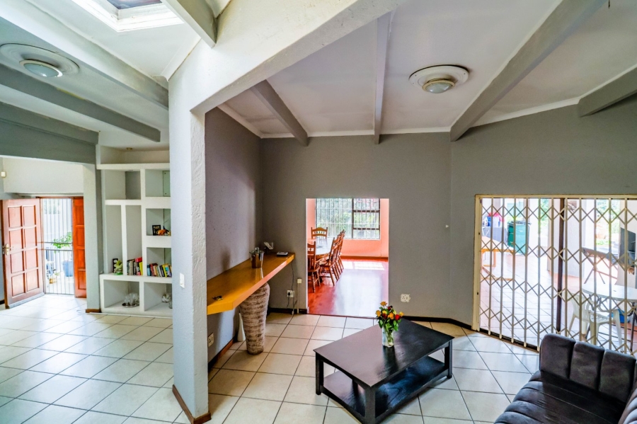 6 Bedroom Property for Sale in Bryanbrink Gauteng