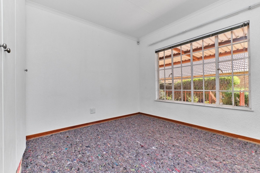 2 Bedroom Property for Sale in Honeydew Grove Gauteng