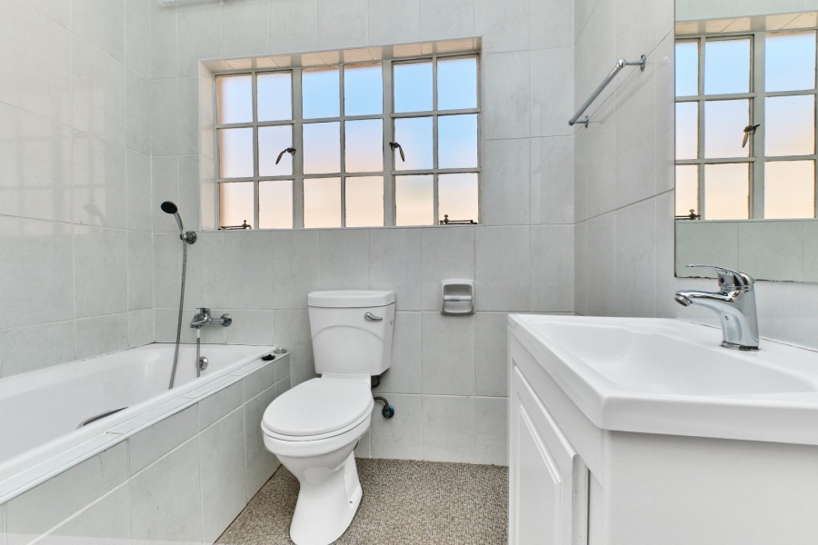 2 Bedroom Property for Sale in Honeydew Grove Gauteng