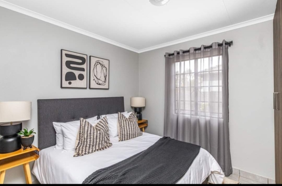 3 Bedroom Property for Sale in Crystal Park Gauteng