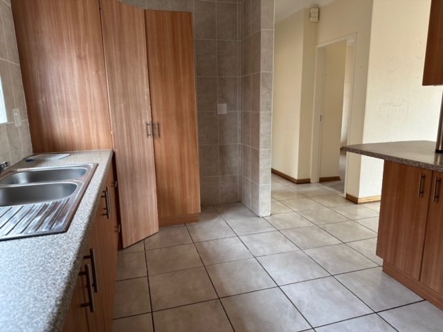 3 Bedroom Property for Sale in Honeydew Grove Gauteng