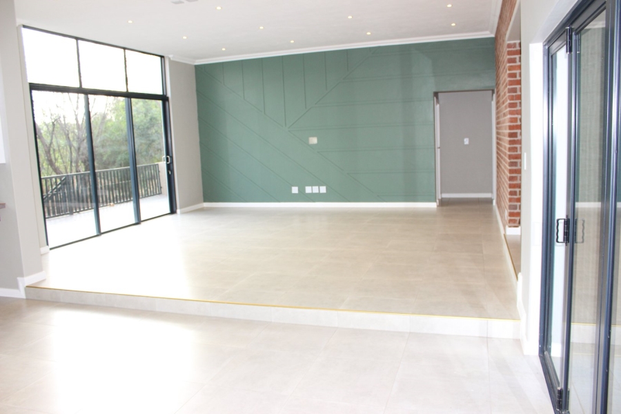 6 Bedroom Property for Sale in Midlands Estate Gauteng
