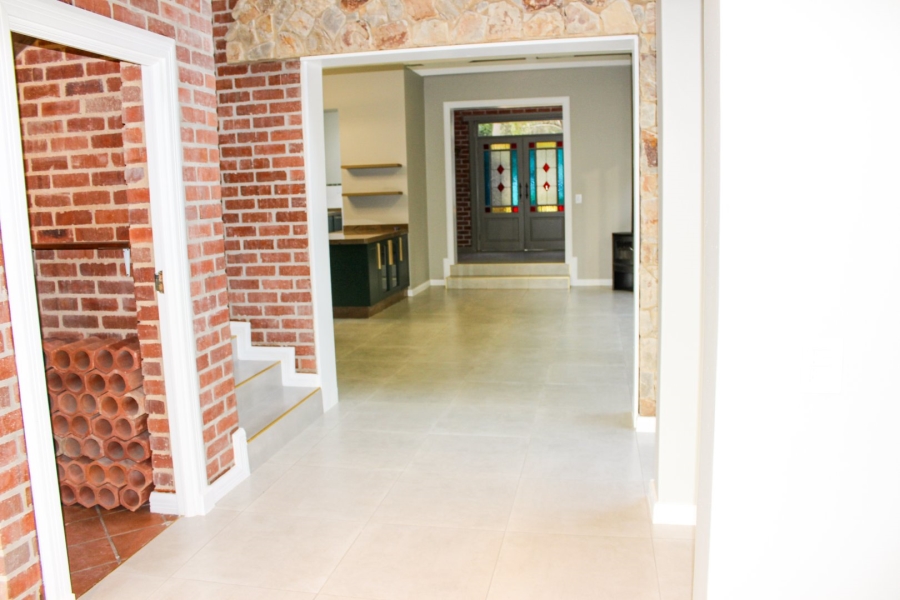 6 Bedroom Property for Sale in Midlands Estate Gauteng