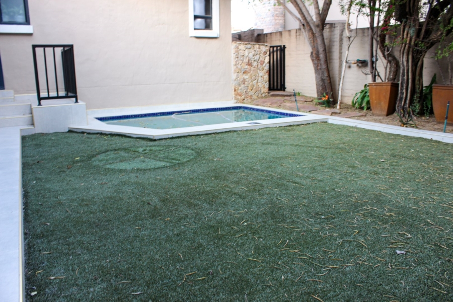 6 Bedroom Property for Sale in Midlands Estate Gauteng