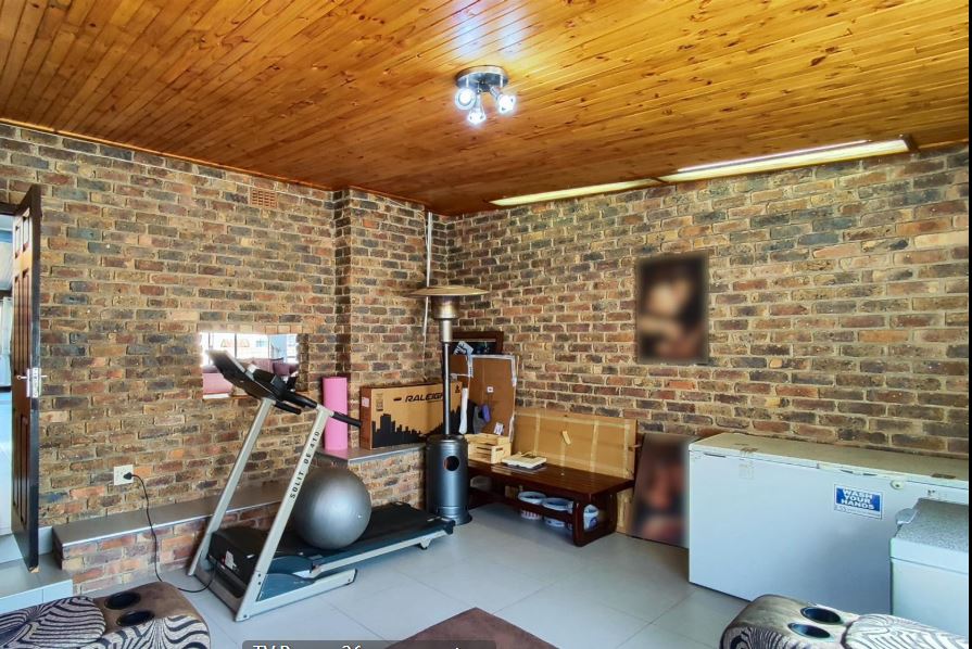 4 Bedroom Property for Sale in Terenure Gauteng