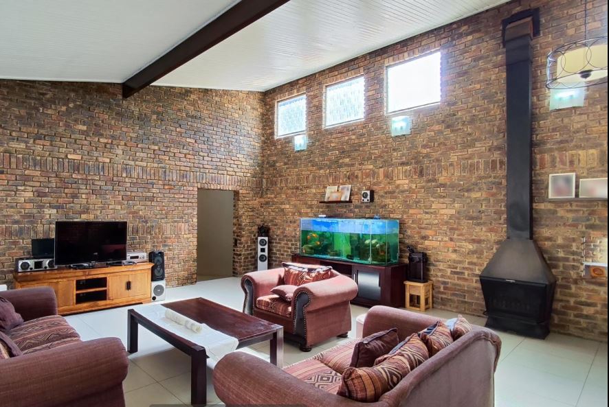 4 Bedroom Property for Sale in Terenure Gauteng