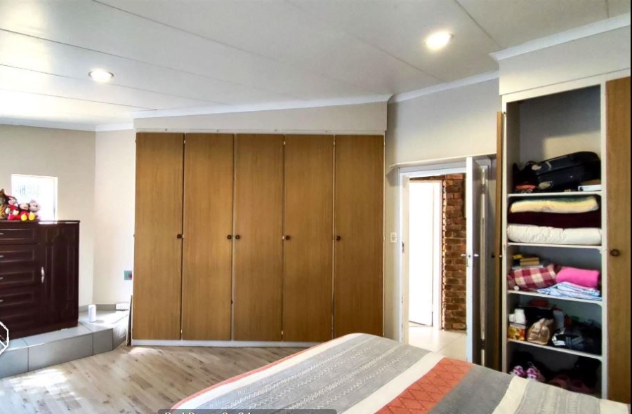 4 Bedroom Property for Sale in Terenure Gauteng