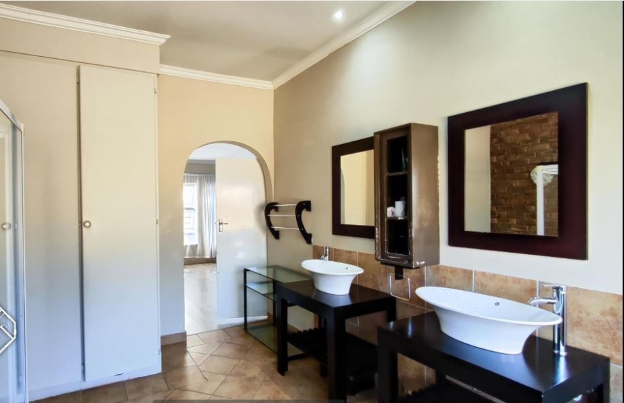 4 Bedroom Property for Sale in Terenure Gauteng