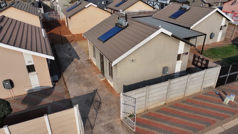2 Bedroom Property for Sale in Sky City Gauteng