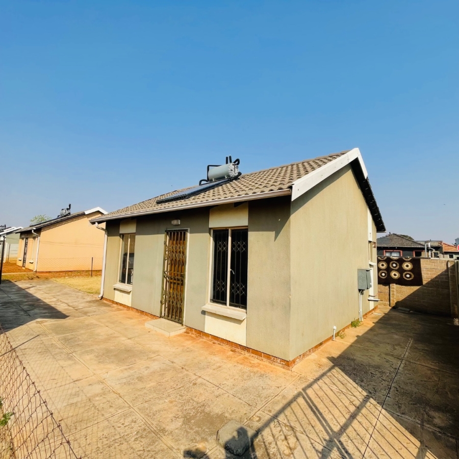 2 Bedroom Property for Sale in Sky City Gauteng