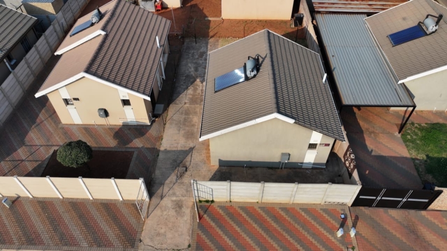 2 Bedroom Property for Sale in Sky City Gauteng