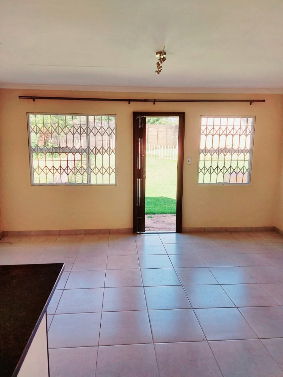 2 Bedroom Property for Sale in Rembrandt Park Gauteng