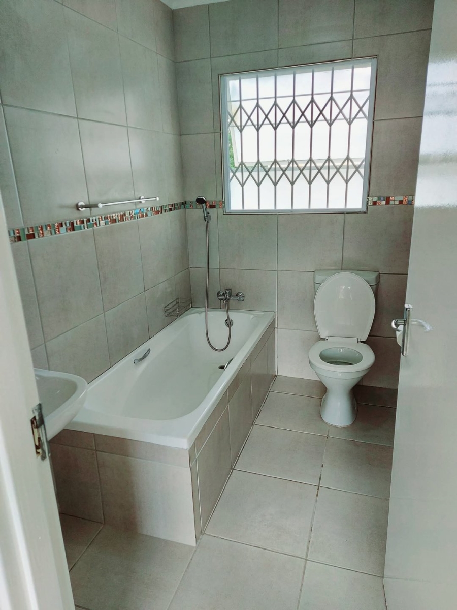 2 Bedroom Property for Sale in Rembrandt Park Gauteng