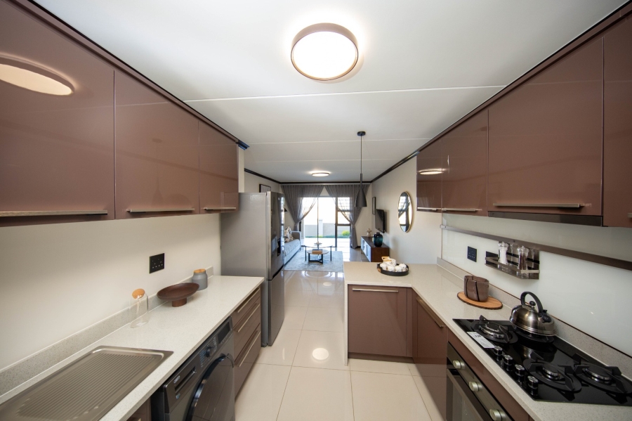 To Let 1 Bedroom Property for Rent in Blue Hills Gauteng