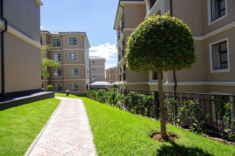 To Let 1 Bedroom Property for Rent in Blue Hills Gauteng