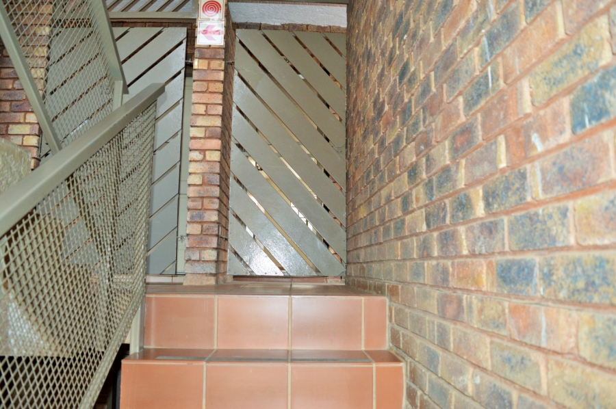 3 Bedroom Property for Sale in Moregloed Gauteng