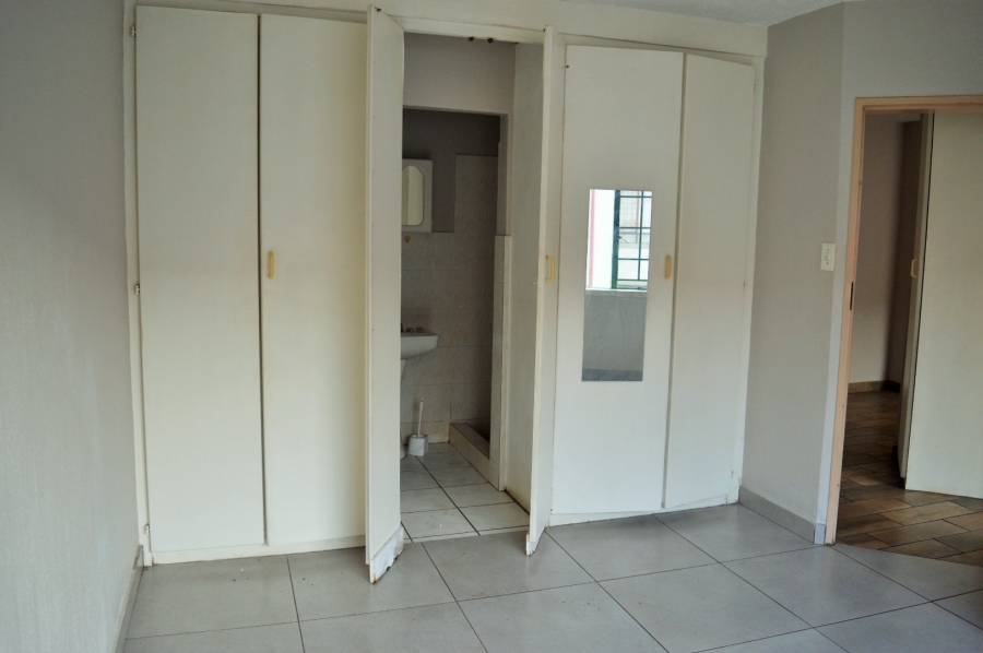 3 Bedroom Property for Sale in Moregloed Gauteng