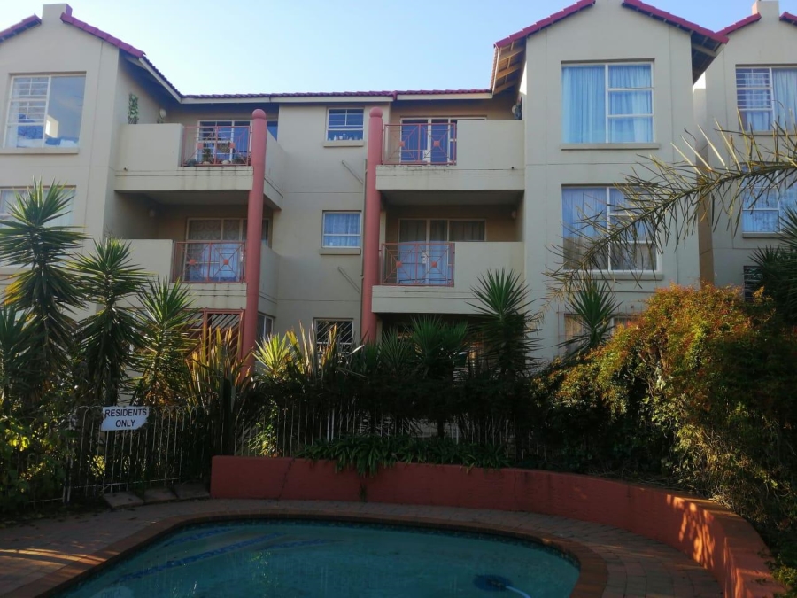 To Let 2 Bedroom Property for Rent in Glenvista Gauteng