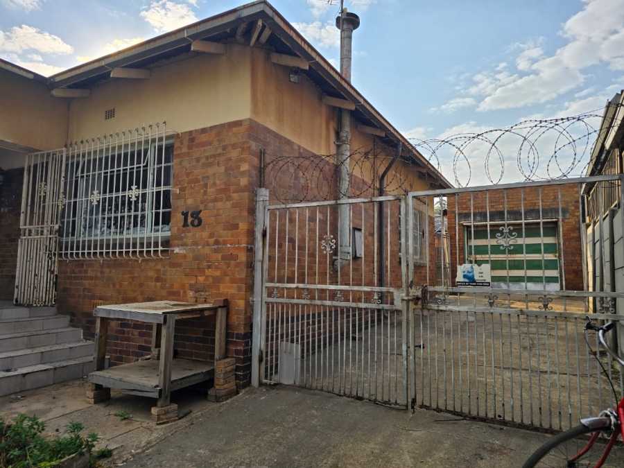 To Let 3 Bedroom Property for Rent in Symhurst Gauteng