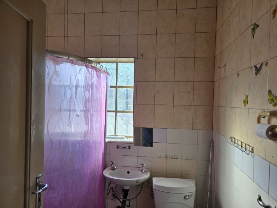 To Let 3 Bedroom Property for Rent in Symhurst Gauteng