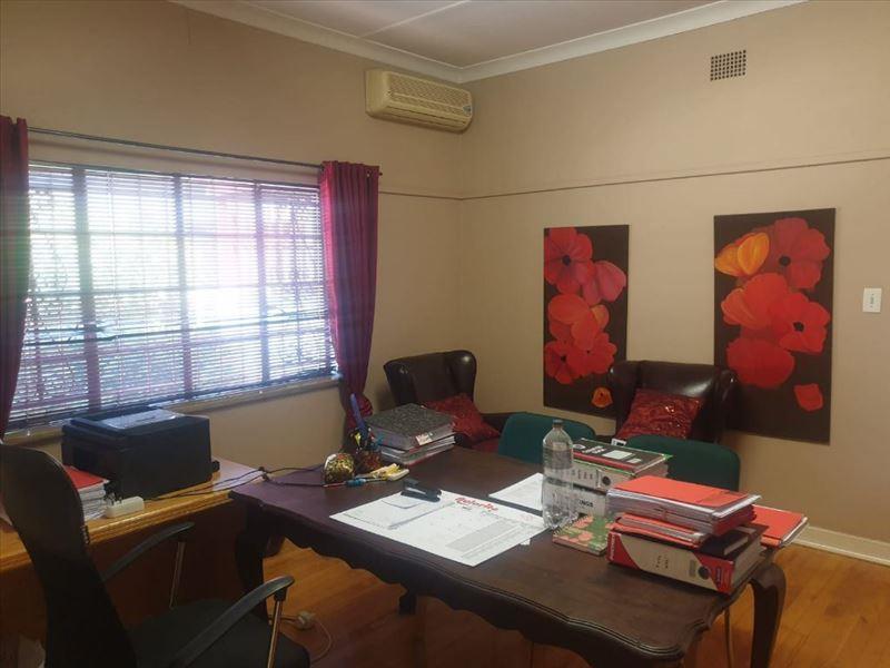  Bedroom Property for Sale in Kempton Park Central Gauteng
