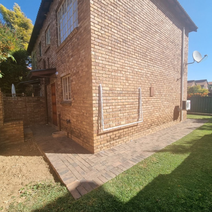 To Let 2 Bedroom Property for Rent in Wilgeheuwel Gauteng