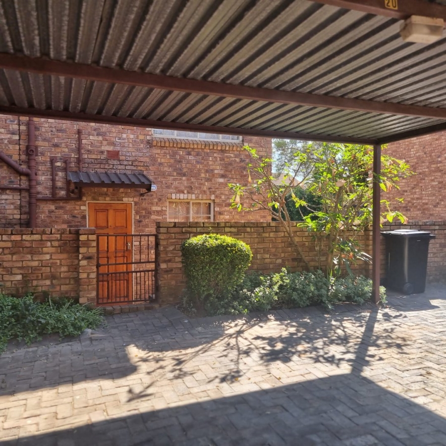 To Let 2 Bedroom Property for Rent in Wilgeheuwel Gauteng