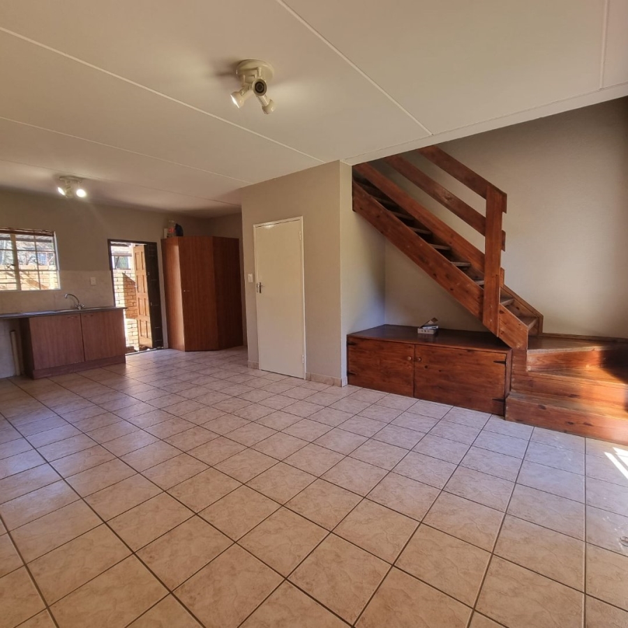 To Let 2 Bedroom Property for Rent in Wilgeheuwel Gauteng