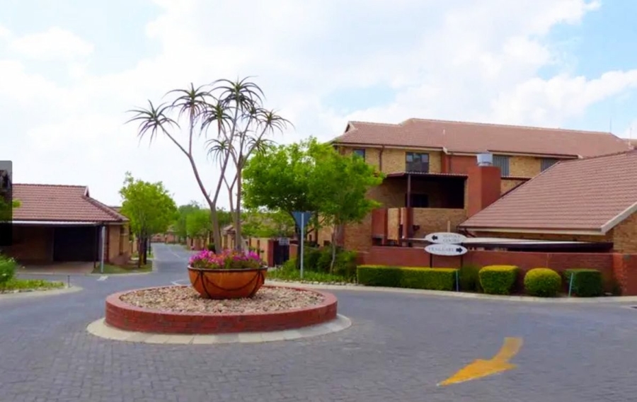 1 Bedroom Property for Sale in Equestria Gauteng