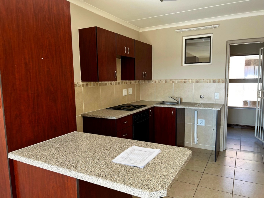 1 Bedroom Property for Sale in Equestria Gauteng