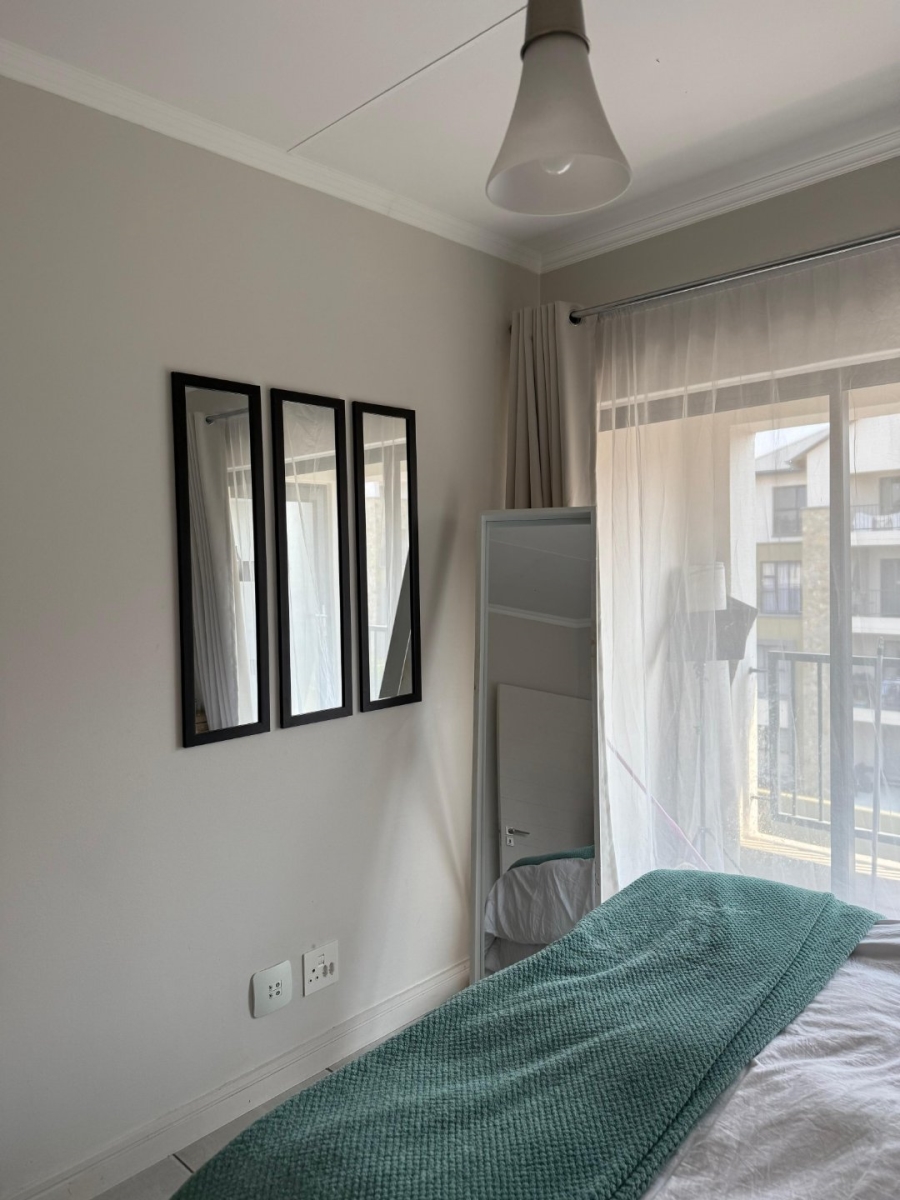 To Let 1 Bedroom Property for Rent in Waterfall View Gauteng