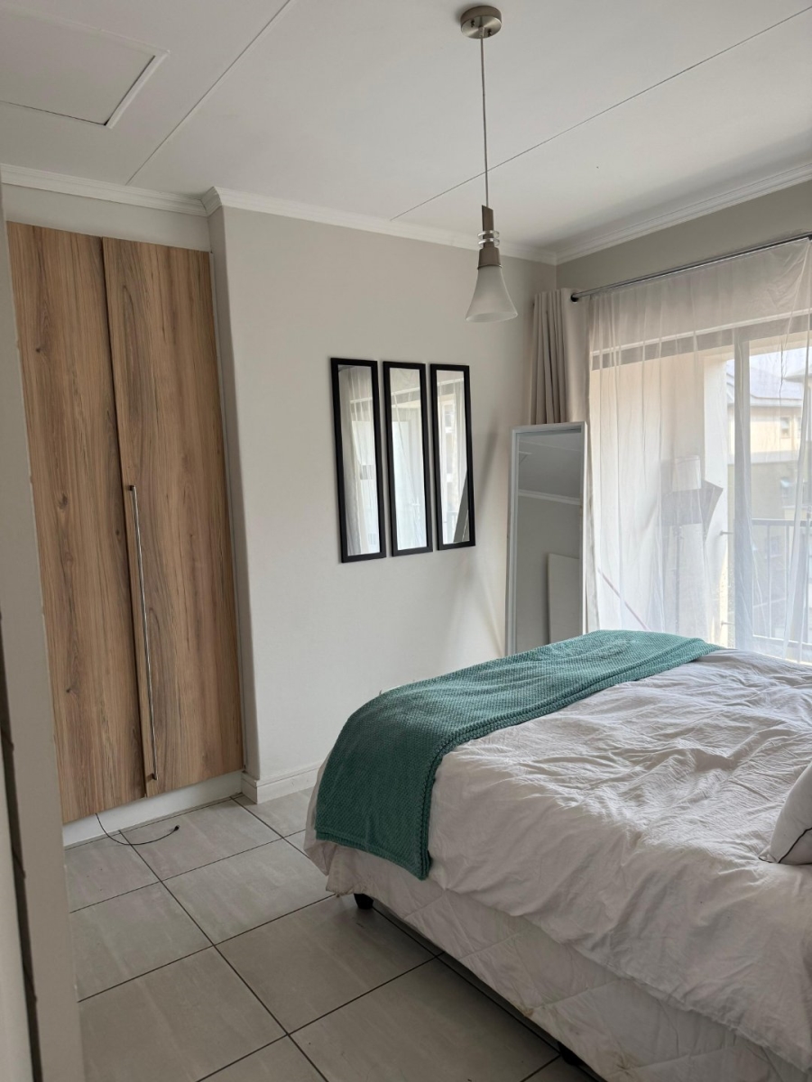 To Let 1 Bedroom Property for Rent in Waterfall View Gauteng