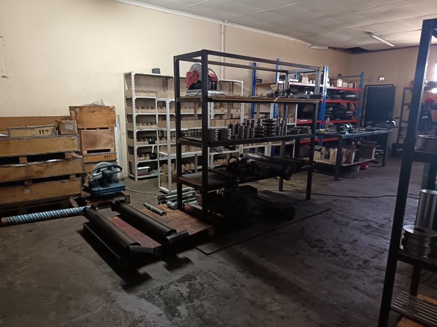 Commercial Property for Sale in Clayville Industria Gauteng