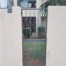 To Let 2 Bedroom Property for Rent in Paulshof Gauteng