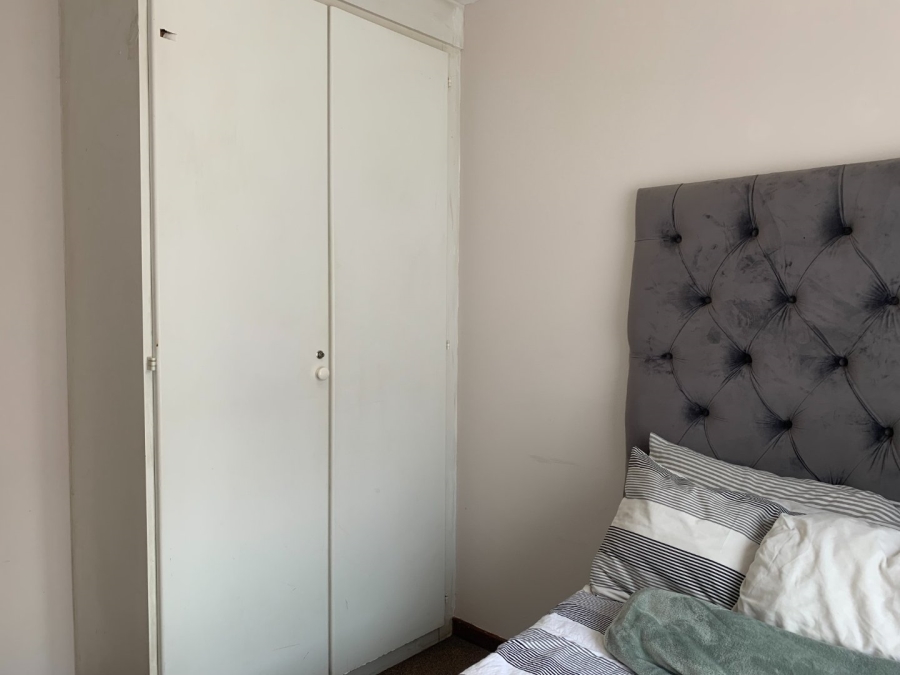To Let 2 Bedroom Property for Rent in Die Hoewes Gauteng