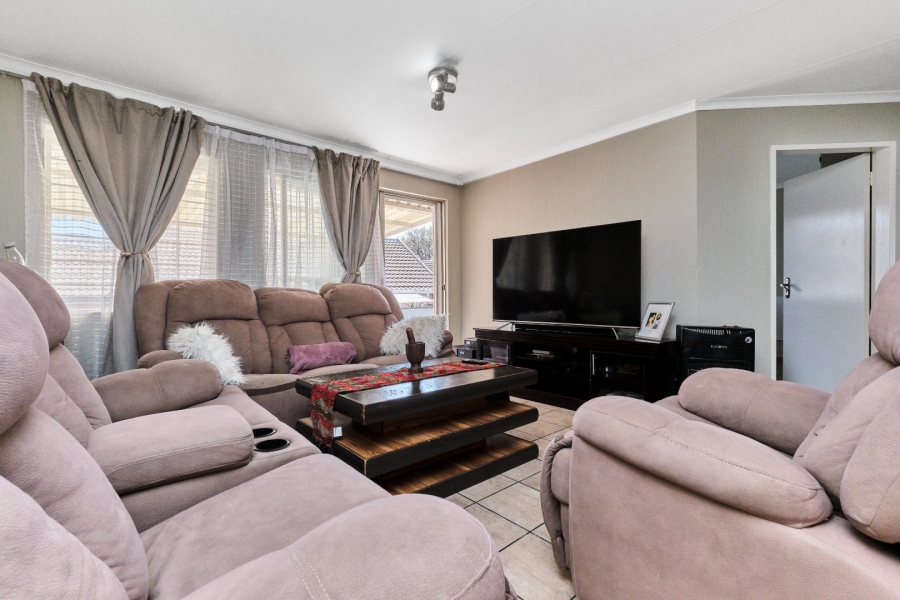 2 Bedroom Property for Sale in Northwold Gauteng
