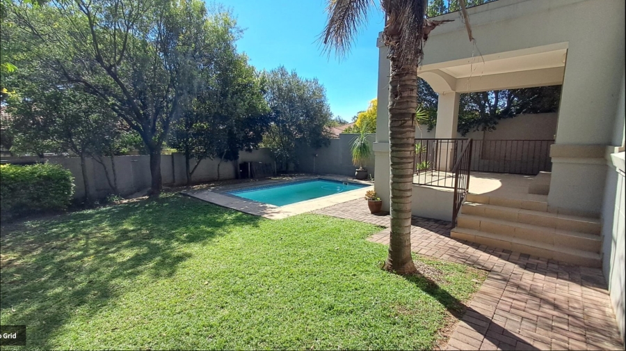 3 Bedroom Property for Sale in Maroeladal Gauteng