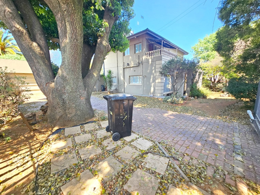 7 Bedroom Property for Sale in Primrose Gauteng