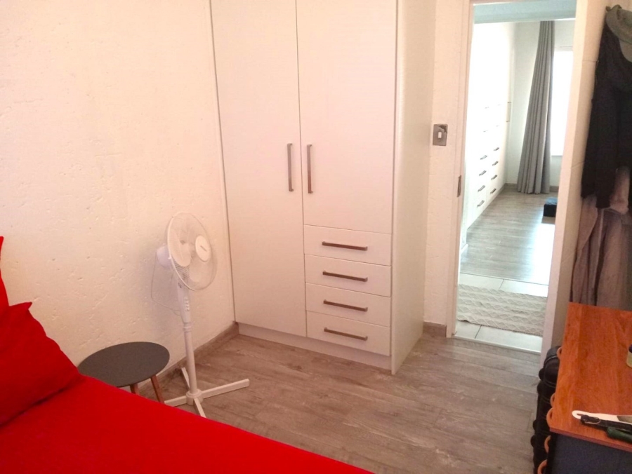 To Let 2 Bedroom Property for Rent in Oakdene Gauteng