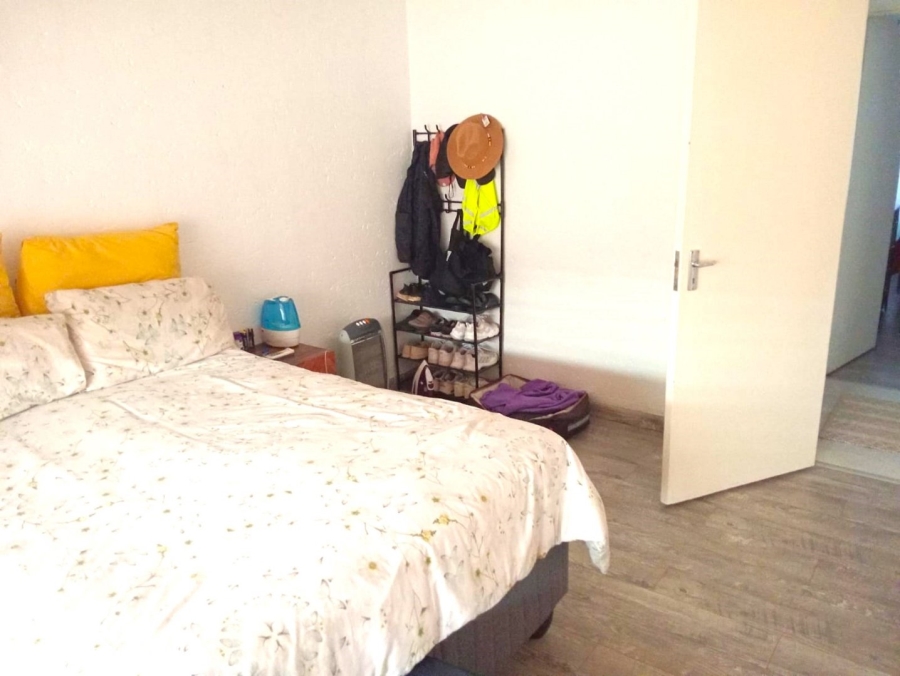 To Let 2 Bedroom Property for Rent in Oakdene Gauteng